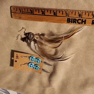 Earrings, feather and peace sign